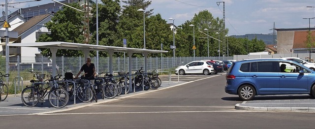 Der Pendlerparkplatz ist ein wichtiger...der Mobilittsdrehscheibe in Brombach   | Foto: Paul Schleer