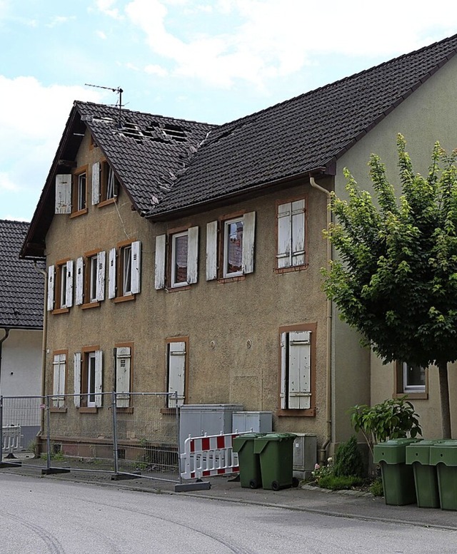 Das &#8222;braune Haus&#8220; in Nonnenweier soll wiederaufgebaut werden.  | Foto: Christoph Breithaupt