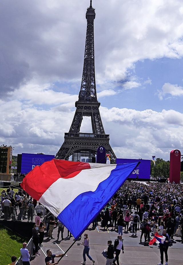 Auch wegen des Eiffelturms ist Paris die meistbesuchte Stadt der Welt.   | Foto: Francois Mori (dpa)