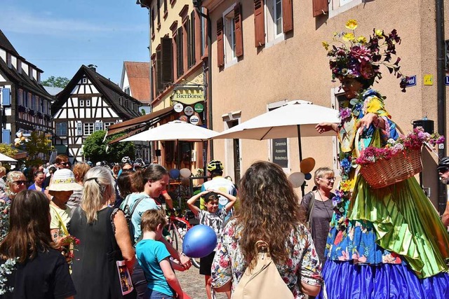 Aktionen und Bewirtung zogen viele Besucher in die Lammstrae.  | Foto: Benedikt Sommer