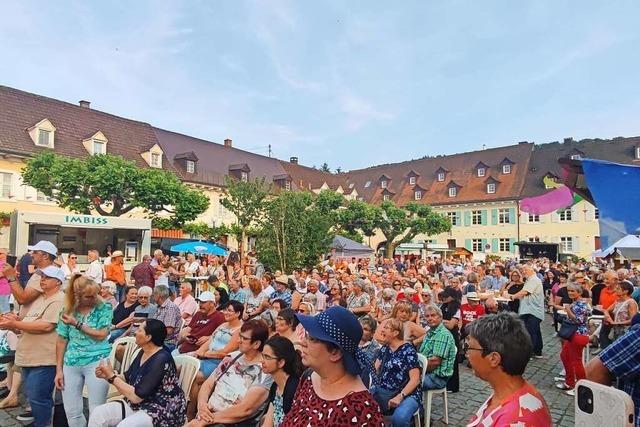 Kanderner Blumenplatz wird zur Konzertbhne