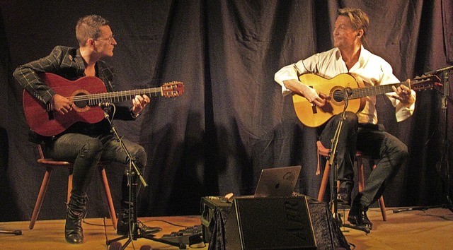 Alexander Kilian (links) und Jan Pascal auf der Bhne im Ichenheimer  Lwensaal   | Foto: Susanne Haupt-Kerkovius