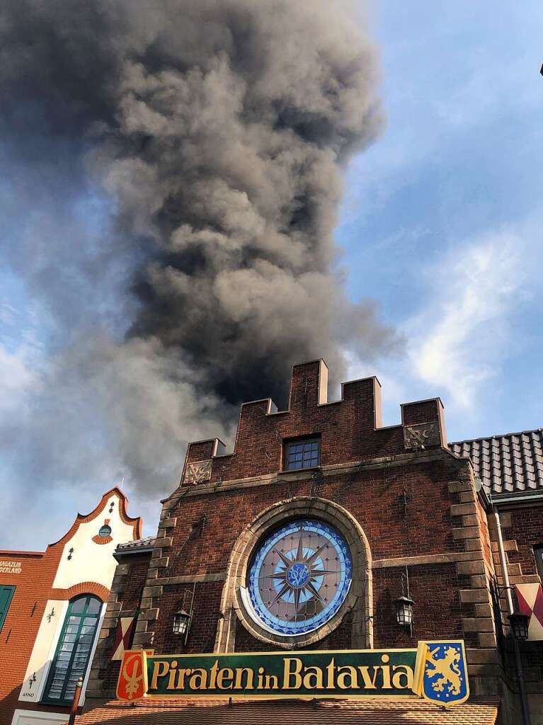 Ein Brand im Europa-Park in Rust hat einen Feuerwehreinsatz ausgelst.