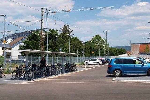 Wohin muss der Parkschein? Autofahrer und Stadtverwaltung streiten -  Emmendingen - Badische Zeitung