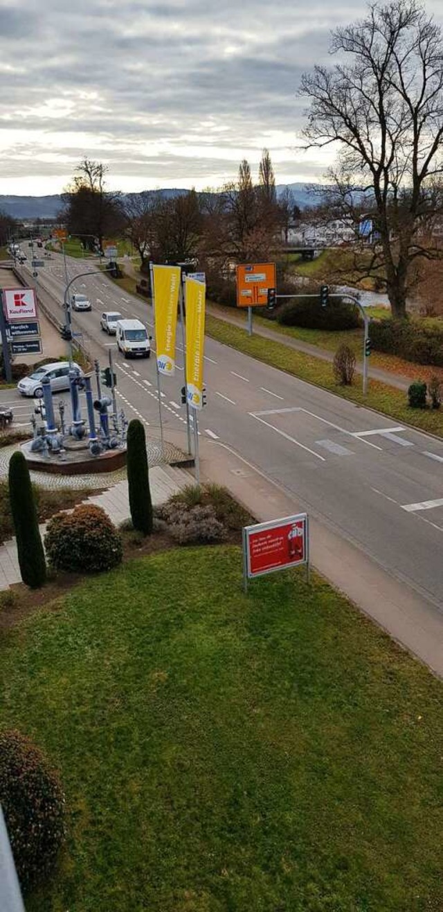 Um den Verkehr auf der B3 zu entlasten... der Gemeinde Teningen notwendig wre.  | Foto: Gerhard Walser