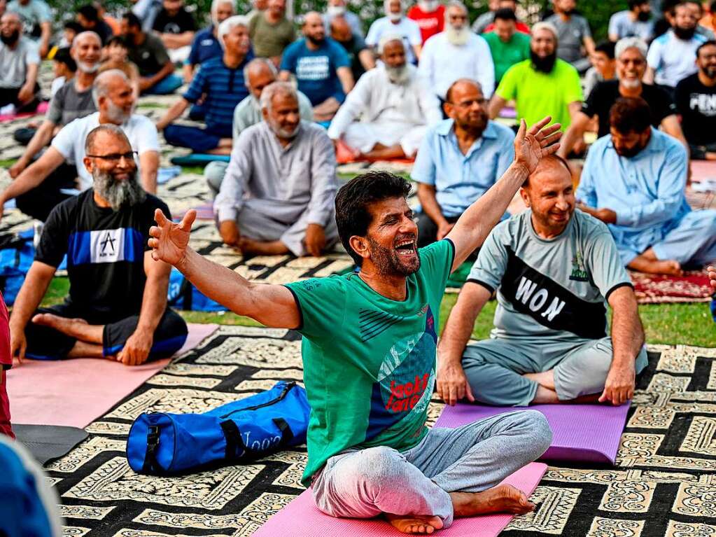 Bei manchen steht der meditative Aspekt von Yoga im Vordergrund, bei anderen der sportliche. Das ist am Internationalen Yoga-Tag nicht anders.