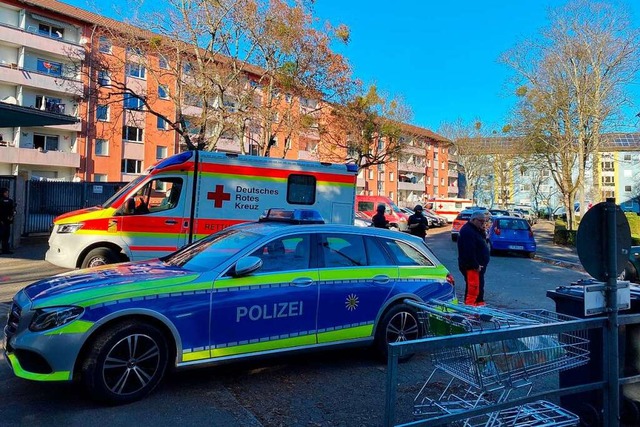 Nach den tdlichen Schssen gab es am ... einen Groeinsatz der Rettungskrfte.  | Foto: Anika Maldacker