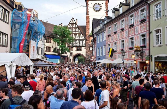 Immer ordentlich was los: Den Oberlind...s am kommenden Wochenende zum 50. Mai.  | Foto: Thomas Kunz