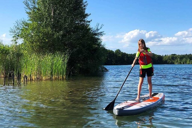 Schwimmen, planschen, Stand-up-Paddlin...g wird Wasserratten  nicht langweilig.  | Foto: Ronja Vattes