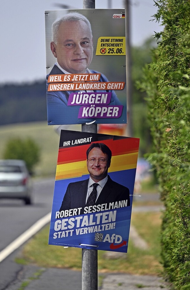 Wer macht am Sonntag das Rennen? In So...infach nur um den Posten des Landrats.  | Foto: Martin Schutt (dpa)