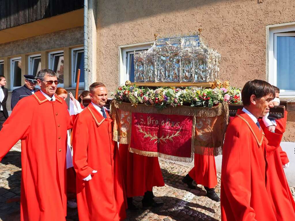 Breisach feiert seine Stadtpatrone Gervasius und Protasius.