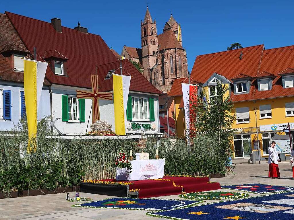 Breisach feiert seine Stadtpatrone Gervasius und Protasius.