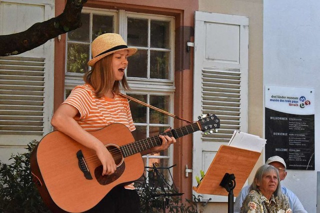 Juliane aus Weil am Rhein spielte unter anderem im Museumshof.  | Foto: Thomas Loisl Mink