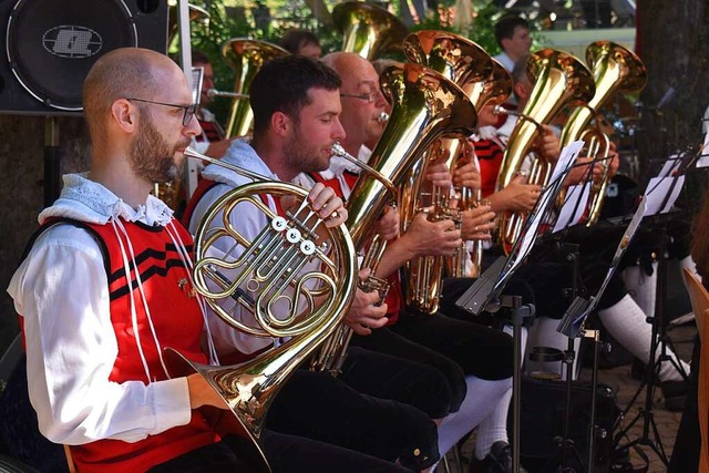 Die Trachtenkapelle Herrischried spielte beim Fest.  | Foto: Horatio Gollin