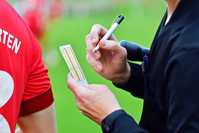 Knftig sind im sdbadischen Amateurfu...sel pro Partie und Mannschaft mglich.  | Foto: Daniel Thoma