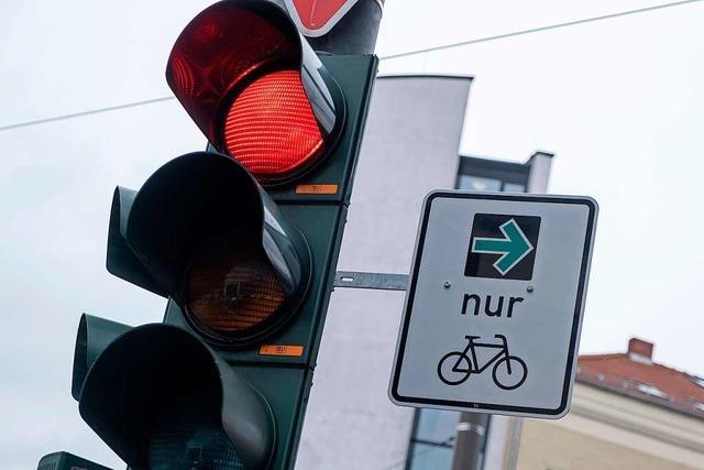 In Freiburg hat sich der Grnpfeil fr abbiegende Radfahrer bewhrt