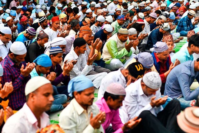 Stereotype des Islams (frauenfeindlich...ttig, fanatisch) werden reproduziert.  | Foto: PRAKASH MATHEMA (AFP)