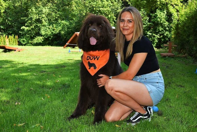 Sarah Bahner und ihr Hund Bow sind in der RTL-Sendung Top Dog Germany dabei.  | Foto: Thomas Loisl Mink