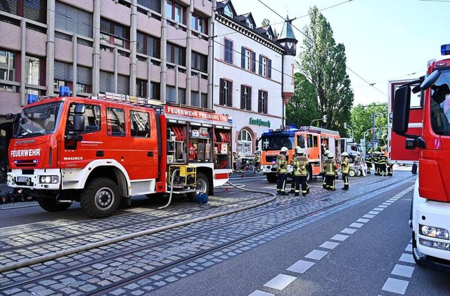 Zu einem Feuer ist es am Samstagmorgen...er-Joseph- und Dreisamstrae gekommen.  | Foto: Thomas Kunz