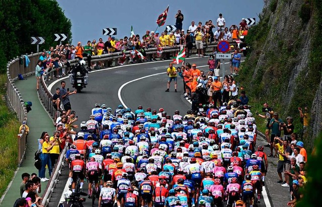 Die 1. Etappe der diesjhrigen Tour de France verlief rund um Bilbao.  | Foto: Jasper Jacobs (dpa)