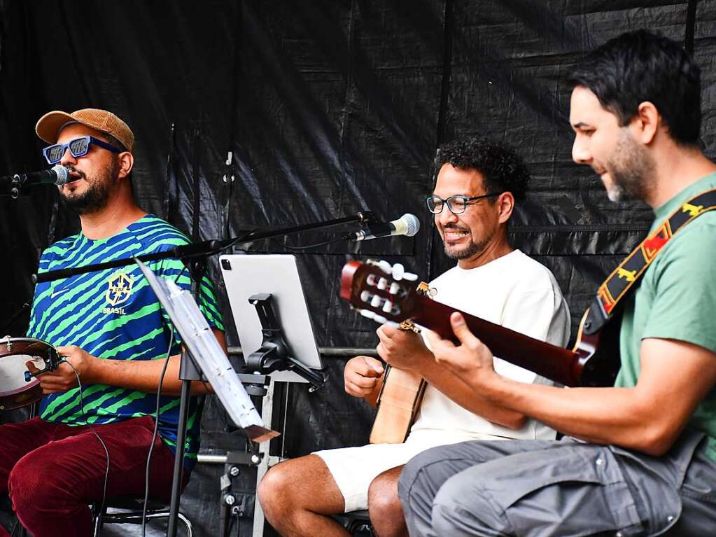 Farbenfrohe Impressionen vom Internationalen Sommerfest