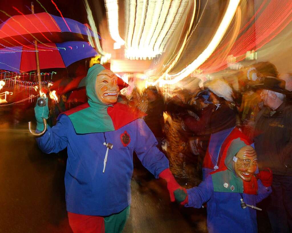 Feuriges Spektakel in Oberwinden: Fackelumzug und Frst-Erich-Feuerwerk