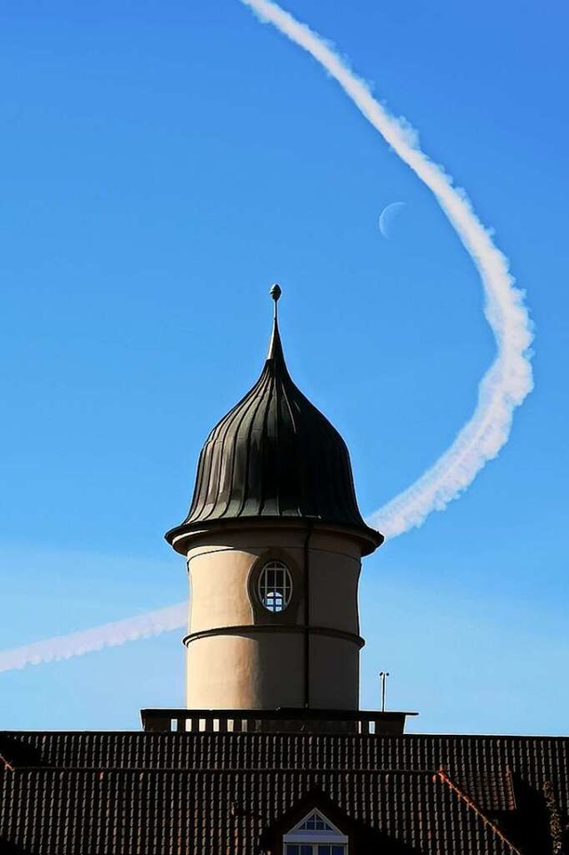 Der Turm des Schiller-Gymnasiumaltbaus  | Foto: Ralf Burgmaier