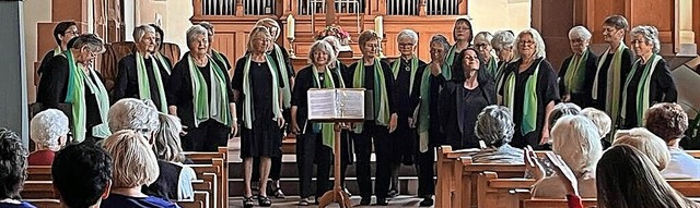 Der Singkreis beeindruckt mit einem Konzert mit viel geistlicher Musik.   | Foto: Singkreis