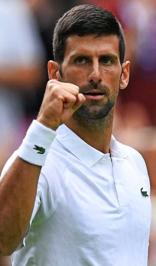 Souvern in Runde zwei: Novak Djokovic  | Foto: DANIEL LEAL (AFP)