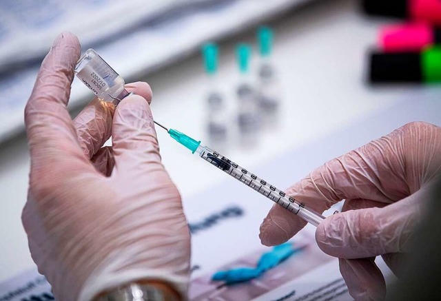 Mit dem Impfstoff von Biontech wurden Millionen Menschen in Deutschland geimpft. | Foto: Lino Mirgeler (dpa) Mit dem Impfstoff von Biontech wurden Millionen Menschen in Deutschland geimpft. | Foto: Lino Mirgeler (dpa)