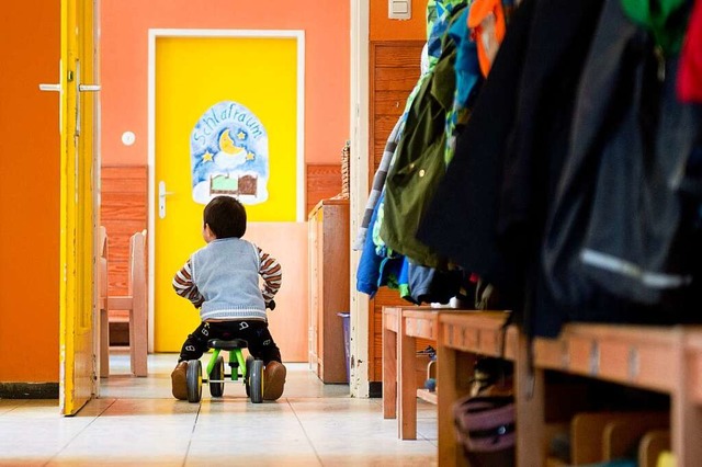 Kinderbetreuung (Symbolbild) kostet Bahlingen 3,17 Millionen Euro.  | Foto: Sebastian Kahnert