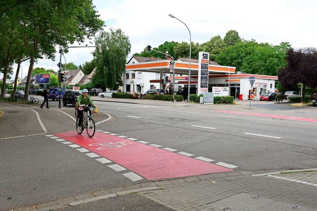 Eine zentrale Rolle bei den Planungen ...ue Nutzung des Tankstellengrundstcks.  | Foto: Ingo Schneider