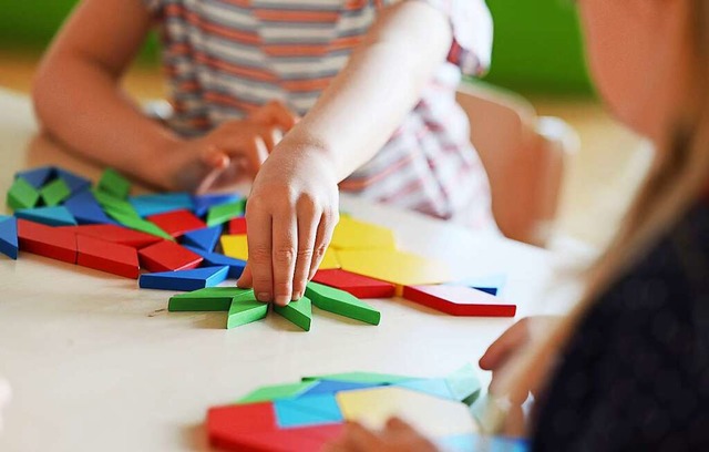 Nicht nur in Mahlberg soll die Kinderbetreuung fr Eltern teurer werden.  | Foto: Oliver Berg (dpa)