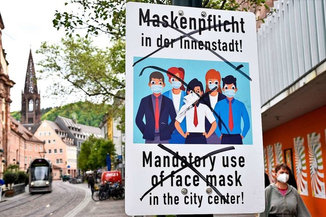 Die Maskenpflicht in der Innenstadt war von Anfang an umstritten.  | Foto: Thomas Kunz