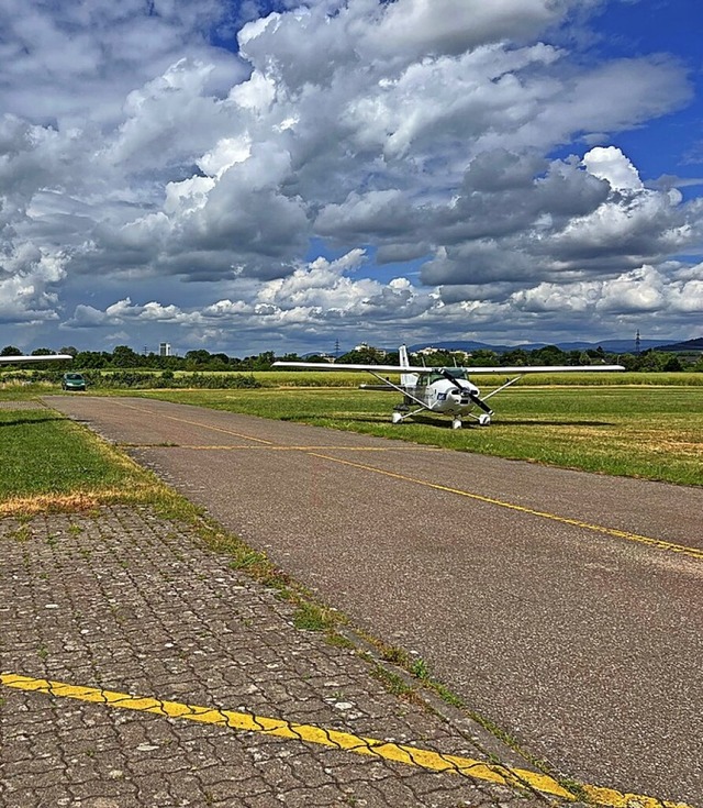 Blick auf den Offenburger Flugplatz  | Foto: Suwa
