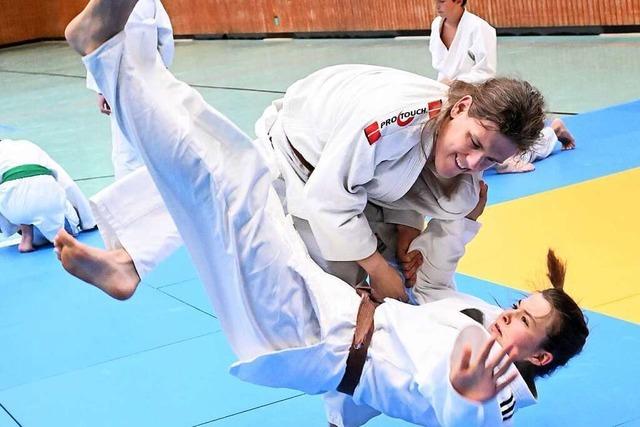 Blinder Judoka aus Bahlingen spürt schon früh die Finte des Gegners