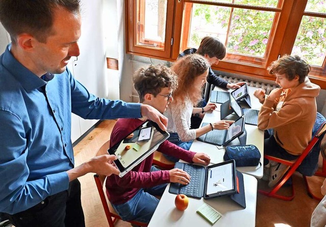 In Schulen kann KI eine Hilfe sein.  | Foto: Michael Bamberger