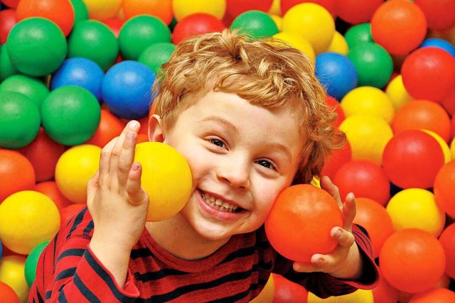 Viel Spa gibt&#8217;s im Bllebad der Kinder-Galaxie.  | Foto: Matthias Wolpert/smile:werbung wolpert