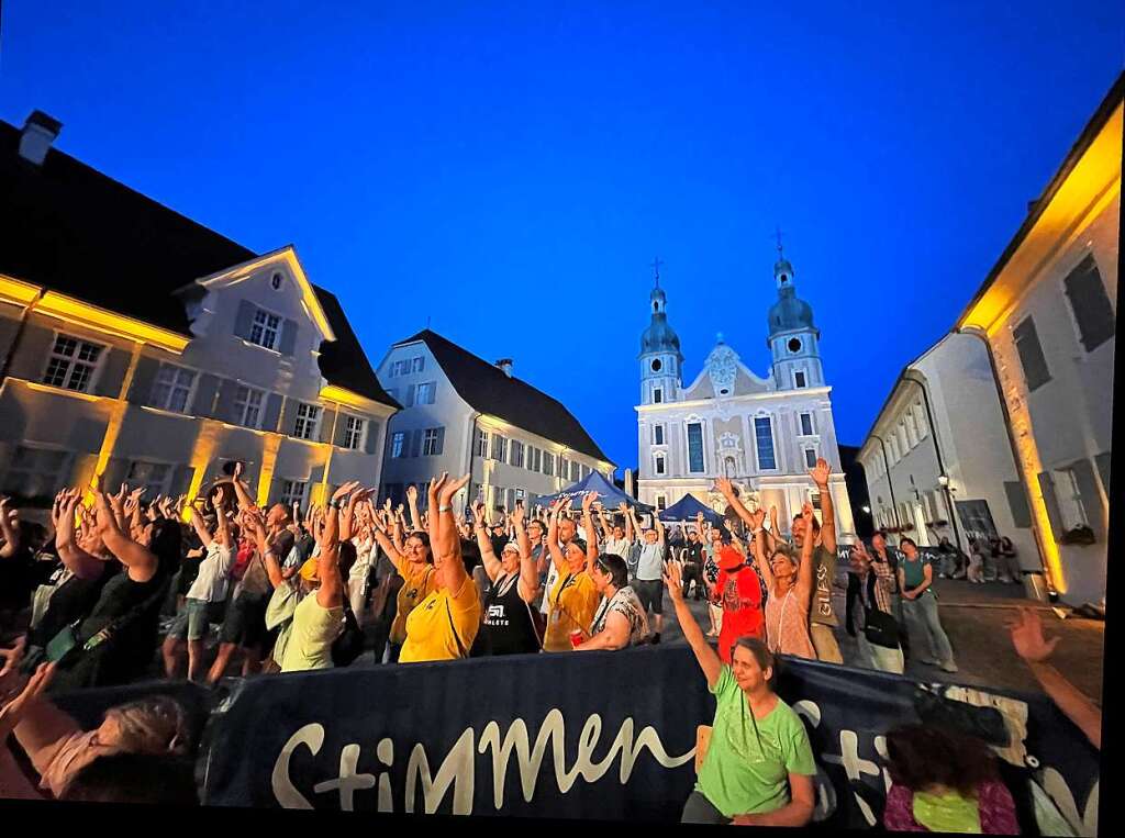 Impressionen vom Stimmenkonzert mit To Athena und Luca Hnni auf dem Domplatz in Arlesheim