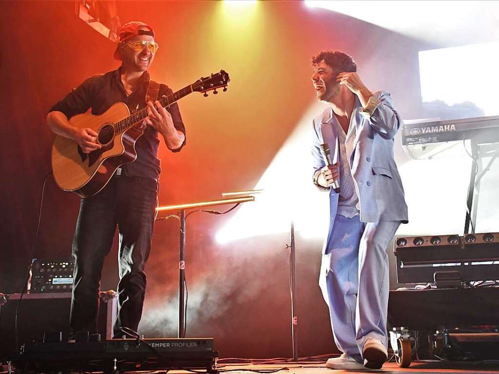 Impressionen vom Stimmenkonzert mit To Athena und Luca Hnni auf dem Domplatz in Arlesheim