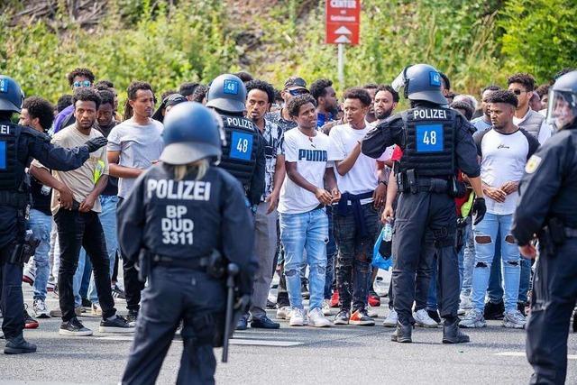 27 Polizisten bei Protesten gegen Eritrea-Festival in Gießen verletzt