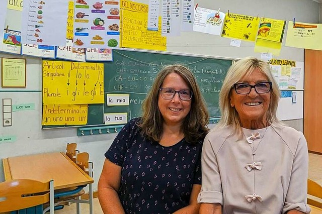 Schulleiterin Stephanie Hikisch (links...e Italienischlehrerin Fina Tramontana | Foto: Julia Becker Schulleiterin Stephanie Hikisch (links...e Italienischlehrerin Fina Tramontana | Foto: Julia Becker