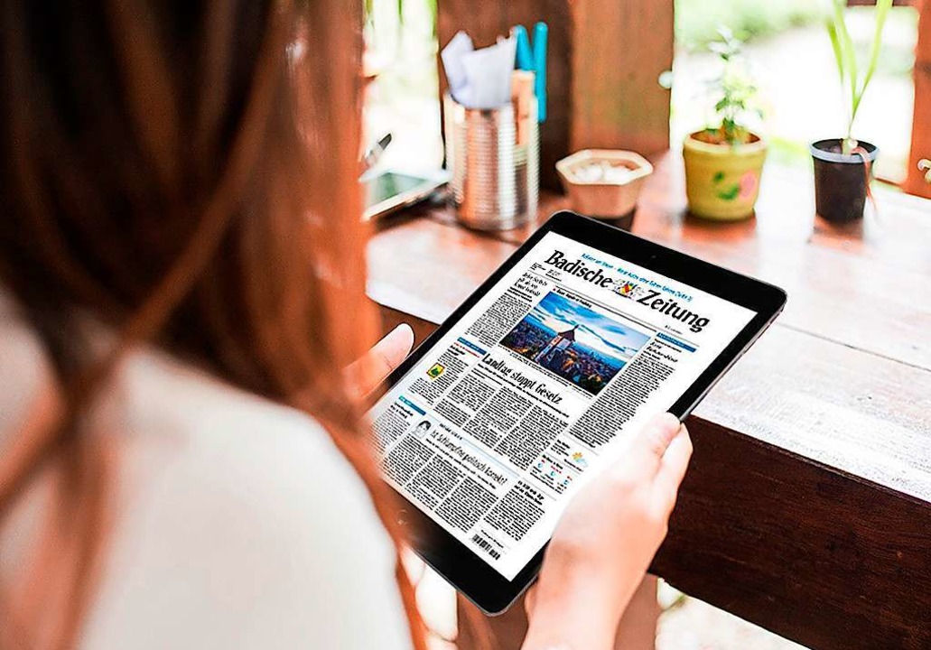 Die BZ sieht auch auf dem iPad aus wie...n Zeitung bietet dabei viele Vorteile.  | Foto: the0morningglory (stock.adobe.com)
