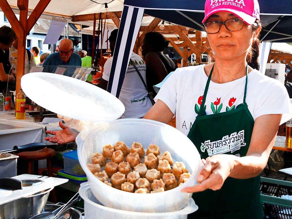 Verschiedene Bands und Knstler, Tanzauffhrungen und ein groes kulinarisches Angebot – am Samstag war in Lahr einiges geboten.