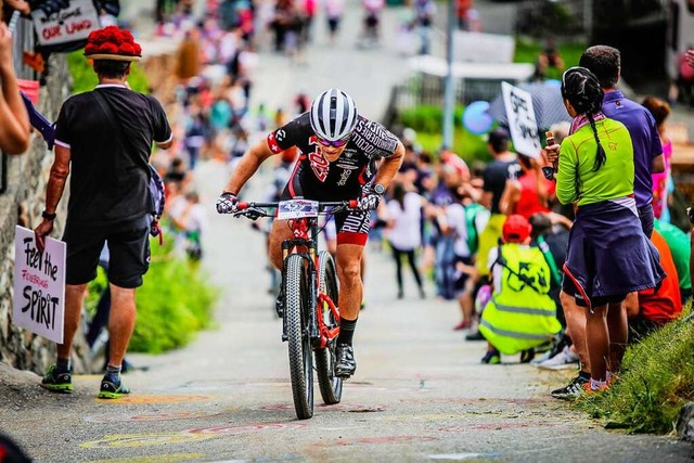 Der Black-Forest-ULTRA-Bike-Marathon t...er als Magnet fr Biker und Zuschauer.  | Foto: Sebastian Eckmann