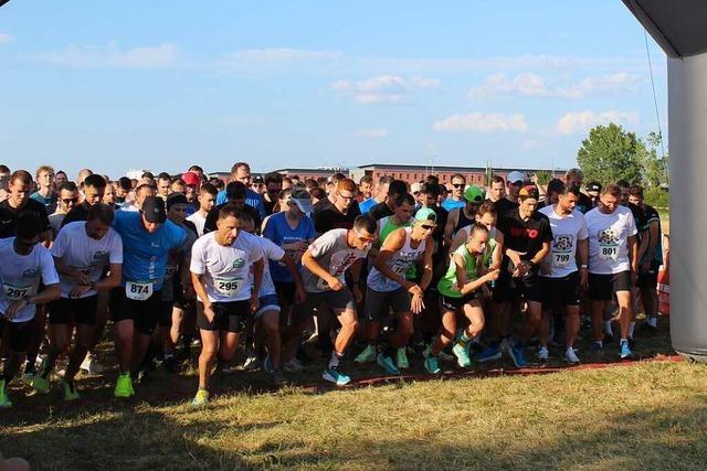 Hochdrei-Firmenlauf in Offenburg: Trotz Hitze laufen viele zu Hchstform auf