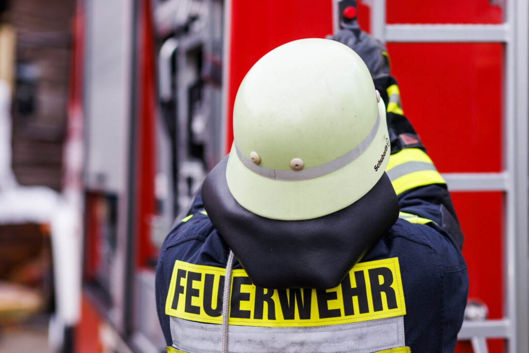 Die Feuerwehr war vor Ort (Symbolbild).  | Foto: Philipp von Ditfurth (dpa)