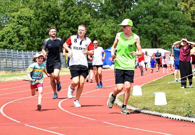 Der 24-Stunden-Lauf fr Kinderrechte w...ein generationenbergreifendes Event.   | Foto: Rita Eggstein