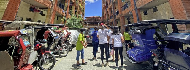 In Manila, Hauptstadt der Philippinen,...sich die Lebenssituation so  deutlich.  | Foto: Felix Lill