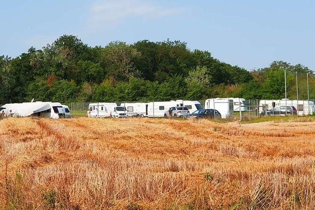 Camper verlassen Neuenburg - ihre Geschichte bleibt undurchsichtig